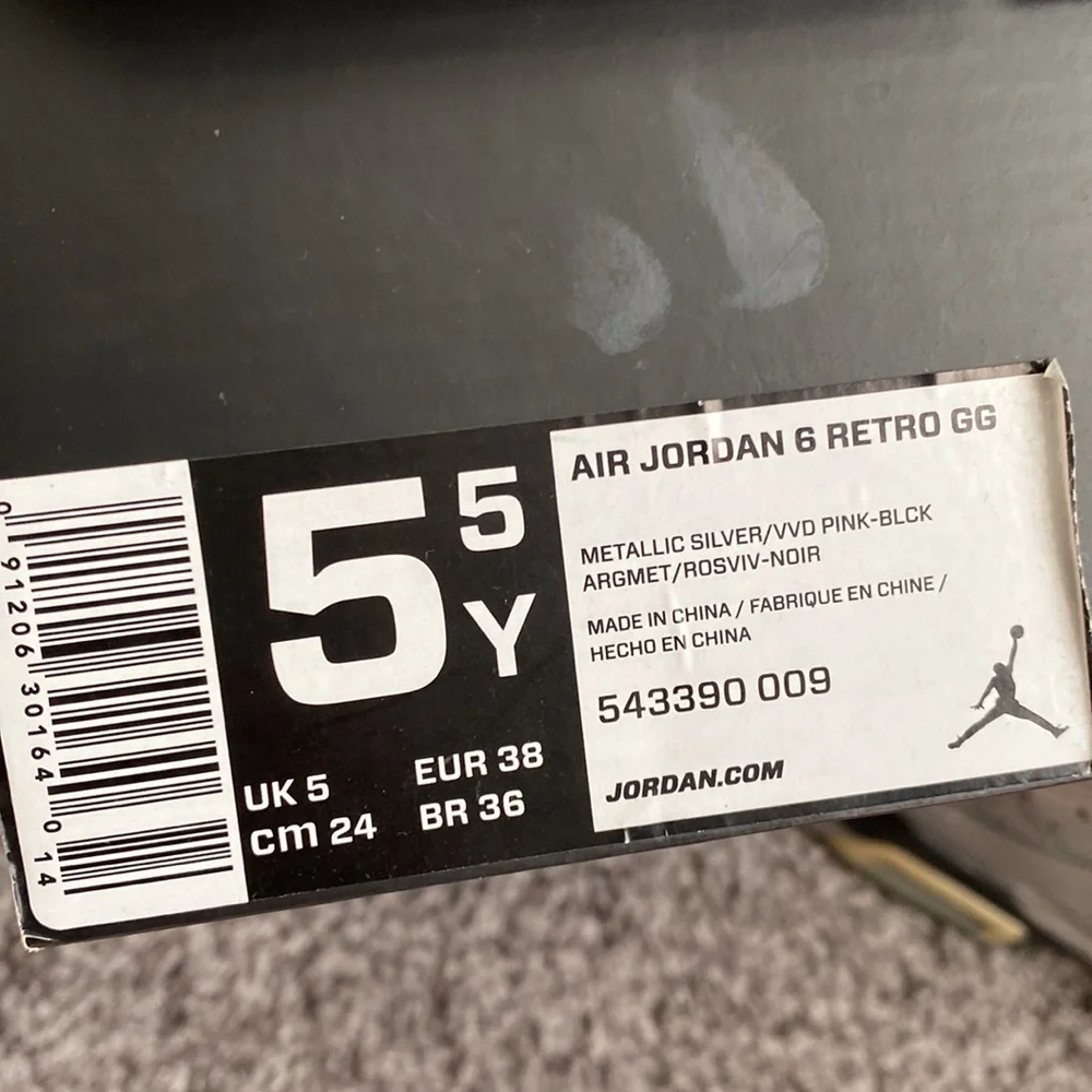 Air Jordan 6 Retro Metallic Silver/Pink/Black Youth size 5.5 - Picture 8 of 8